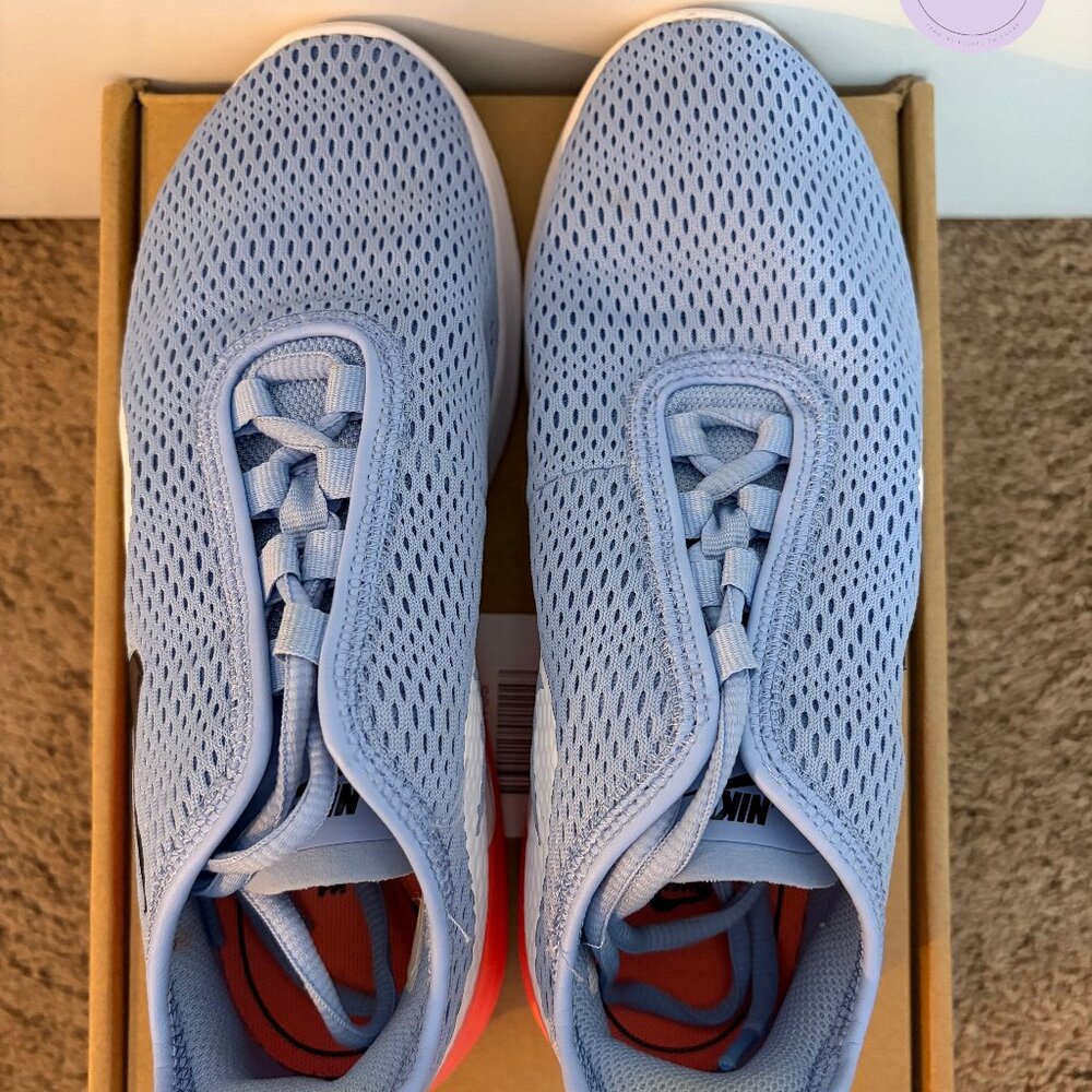 Nike Air Max | Light Blue, White & Orange | Size 6